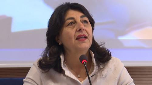 Mariagrazia Santoro (Assessore regionale Infrastrutture e Territorio) interviene durante l'incontro per l'approvazione del piano paesaggistico regionale - 14/11/2017